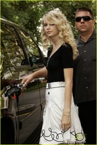 Taylor Swift : taylor_swift_1218827283.jpg