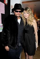 Taylor Swift : taylor_swift_1227199358.jpg