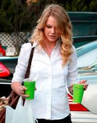 Taylor Swift : taylor_swift_1232793850.jpg