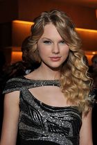 Taylor Swift : taylor_swift_1236053166.jpg