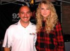 Taylor Swift : taylor_swift_1239676210.jpg