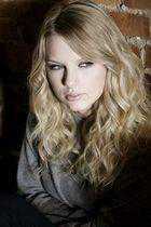 Taylor Swift : taylor_swift_1245168670.jpg