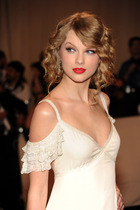 Taylor Swift : taylor_swift_1284638074.jpg