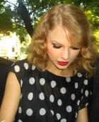 Taylor Swift : taylor_swift_1285788504.jpg