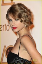 Taylor Swift : taylor_swift_1285874310.jpg