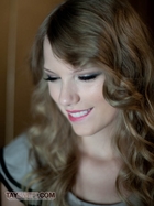 Taylor Swift : taylor_swift_1298904464.jpg