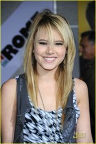 Taylor Spreitler : taylorspreitler_1283222574.jpg