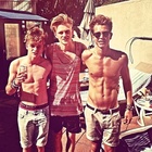 The Vamps : the-vamps-1413590835.jpg