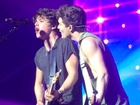 The Vamps : the-vamps-1431023401.jpg