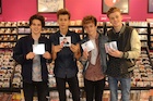 The Vamps : the-vamps-1446071761.jpg