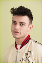 Thomas Doherty : thomas-doherty-1515346066.jpg