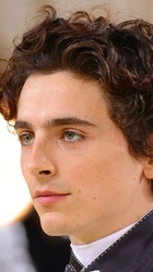 Timothee Chalamet : timothee-chalamet-1682961902.jpg