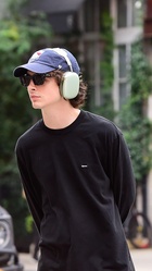 Timothee Chalamet : timothee-chalamet-1689800114.jpg