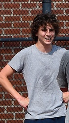 Timothee Chalamet : timothee-chalamet-1690308149.jpg