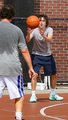 Timothee Chalamet : timothee-chalamet-1690387612.jpg