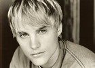 Toby Hemingway : toby_hemingway_1183936382.jpg