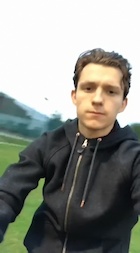 Tom Holland : tom-holland-1495081081.jpg