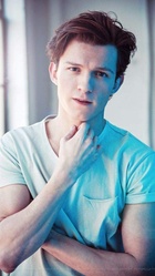 Tom Holland : tom-holland-1575594179.jpg