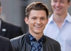 Tom Holland : tom-holland-1584978457.jpg