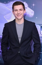 Tom Holland : tom-holland-1590771232.jpg