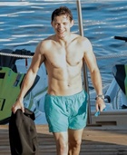 Tom Holland : tom-holland-1609611650.jpg