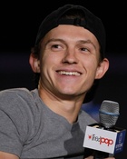 Tom Holland : tom-holland-1625714438.jpg