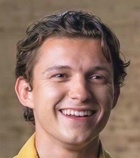 Tom Holland : tom-holland-1639090791.jpg