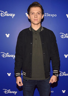 Tom Holland : tom-holland-1642281446.jpg