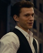 Tom Holland : tom-holland-1643784960.jpg