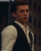 Tom Holland : tom-holland-1643784976.jpg