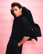 Tom Holland : tom-holland-1655840434.jpg