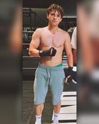 Tom Holland : tom-holland-1663880180.jpg