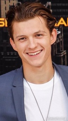 Tom Holland : tom-holland-1694288292.jpg