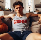 Tom Holland : tom-holland-1706992263.jpg