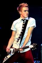 Tom Fletcher : tom_fletcher_1197393363.jpg