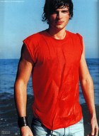 Tom Welling : TI4U_u1140844499.jpg