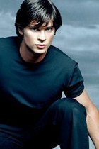 Tom Welling : TI4U_u1144853990.jpg