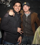 Topher Grace : TI4U_u1143909924.jpg