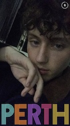 Troye Sivan : troye-sivan-1440903001.jpg