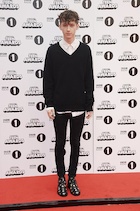 Troye Sivan : troye-sivan-1447039441.jpg