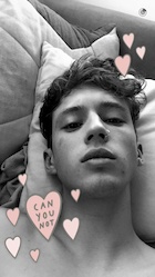 Troye Sivan : troye-sivan-1459866241.jpg