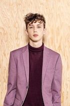 Troye Sivan : troye-sivan-1461003121.jpg