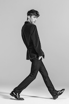 Troye Sivan : troye-sivan-1461020401.jpg