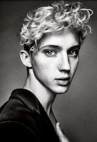 Troye Sivan : troye-sivan-1524284281.jpg