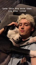 Troye Sivan : troye-sivan-1540596482.jpg