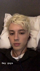 Troye Sivan : troye-sivan-1542254161.jpg