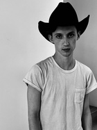 Troye Sivan : troye-sivan-1559788921.jpg