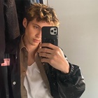 Troye Sivan : troye-sivan-1624588201.jpg