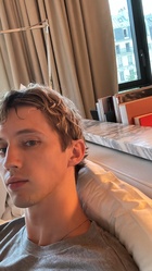 Troye Sivan : troye-sivan-1687728962.jpg