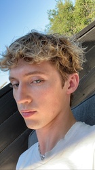 Troye Sivan : troye-sivan-1690658462.jpg